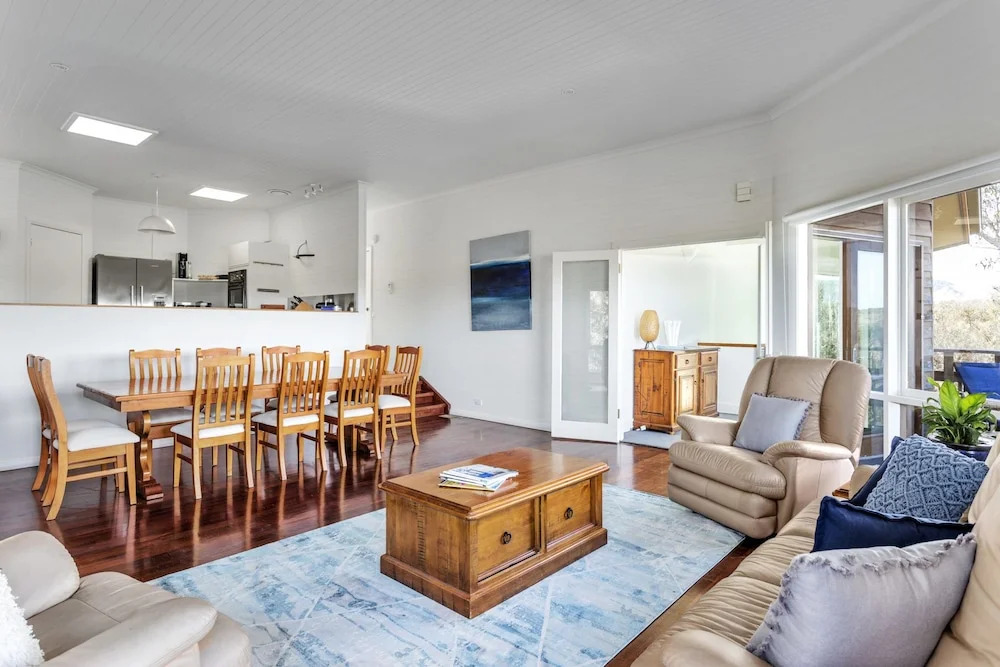 The Heyfield Hideaway: Tennis & Spa
