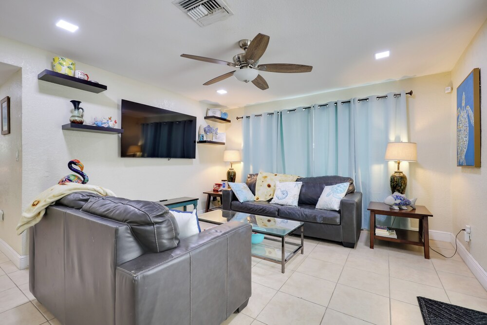 5 Mi to Beaches! Family Home in Fort Lauderdale