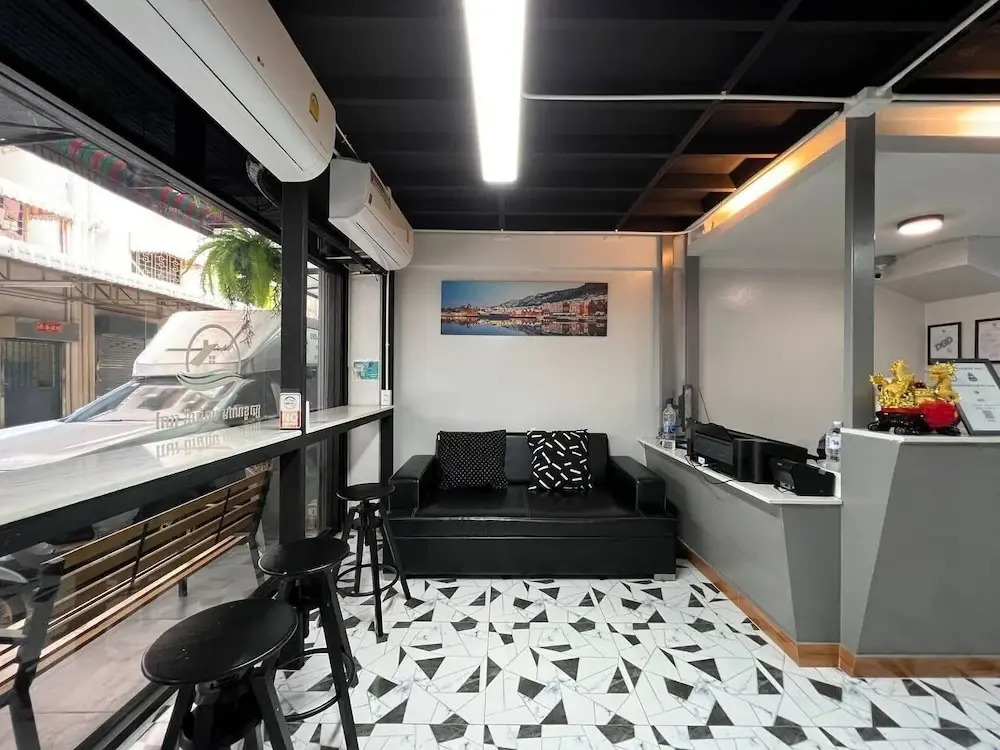 Pratunam Family House 2