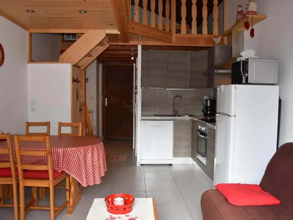 Appartement Champagny-en-Vanoise, 2 pièces, 4 personnes - FR-1-464-17