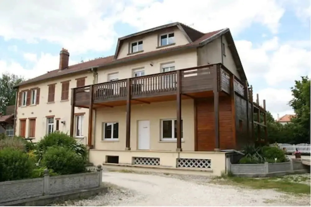 Chambres dhôtes & Gîtes La Paysanne