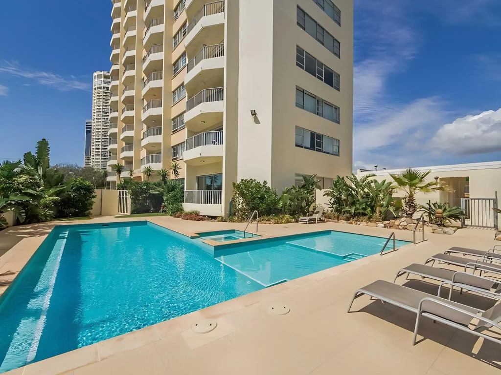Pacific Plaza Apartments