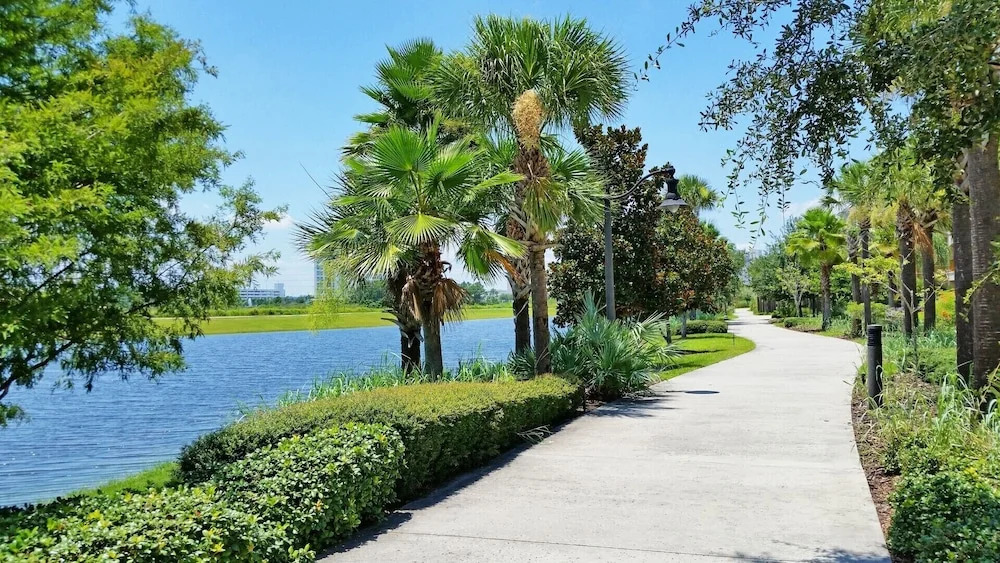 Cozy Vista Cay Condo! Free Resort Access