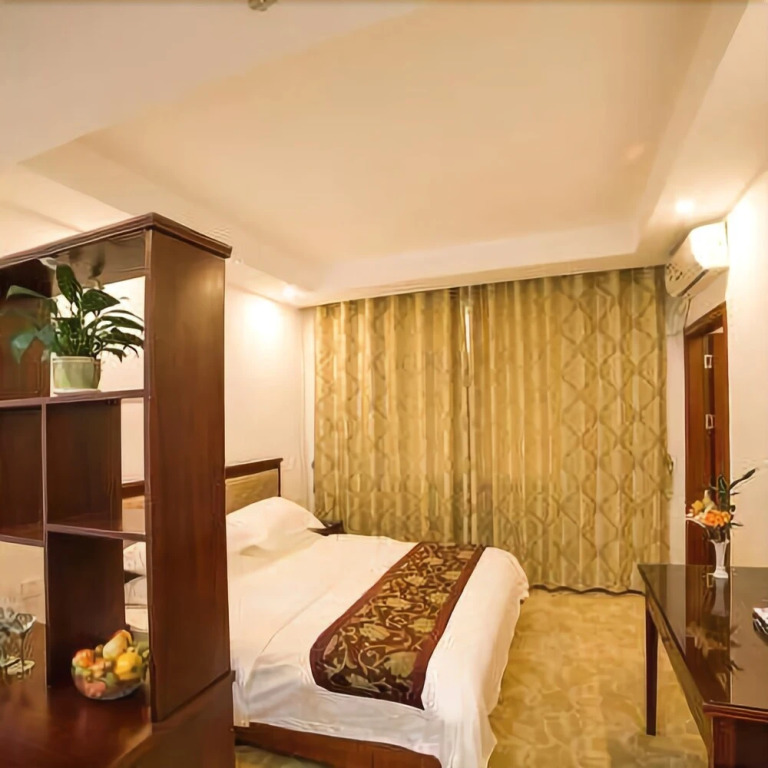 Boyi Business Hotel