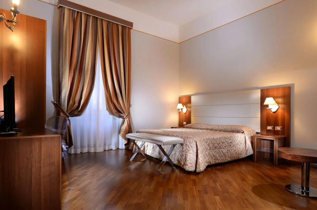 Hotel Golden