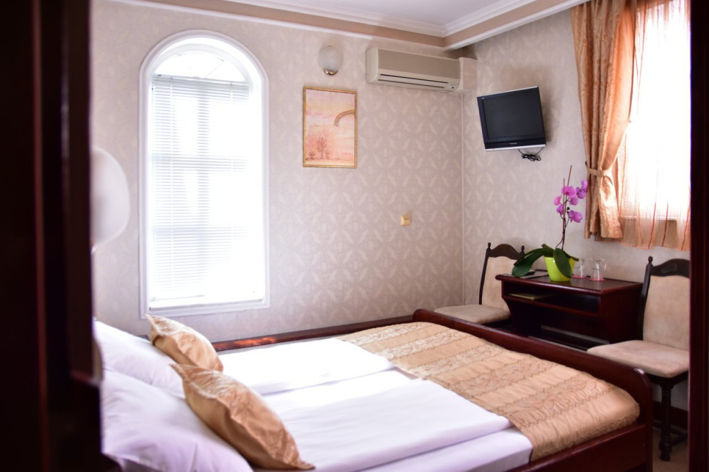 Garni Hotel Lav