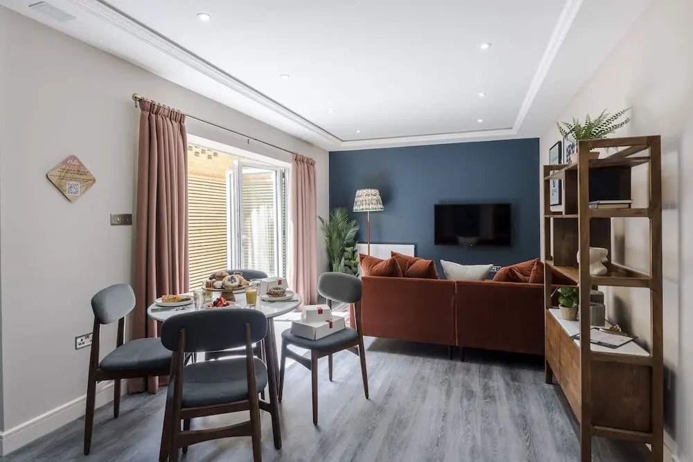 Your Apartment Shepherd's Bush