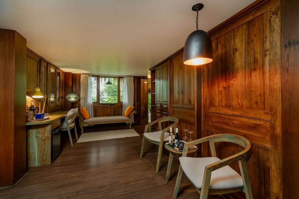 Tira Vilagna Suites & Spa