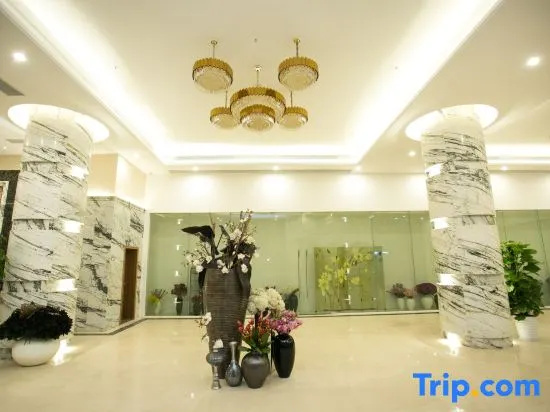 Zhuhai Art Exhibition International Hotel (Mingzhu Station Sam's Club)