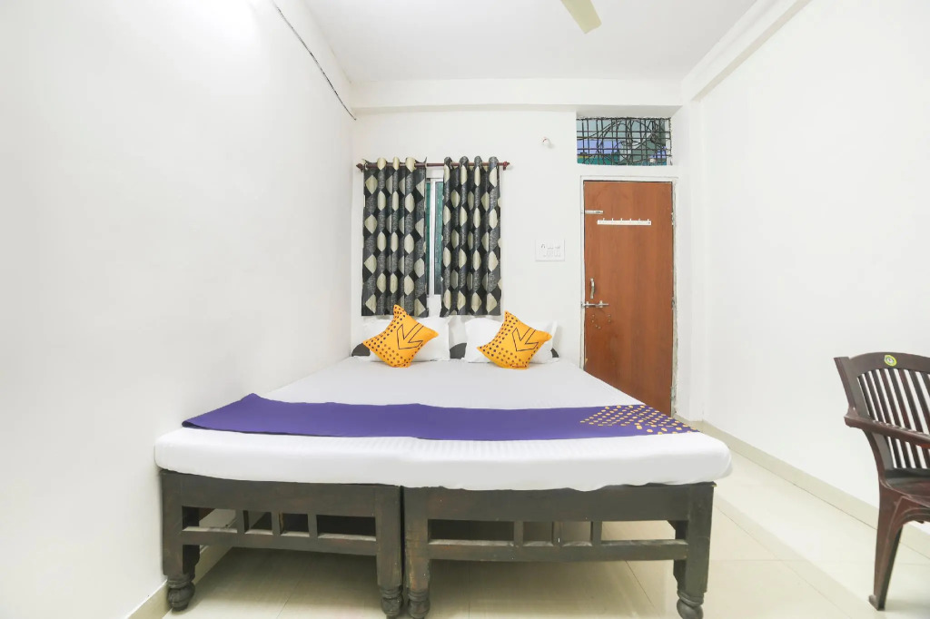 SPOT ON 63069 Anuj Guest House