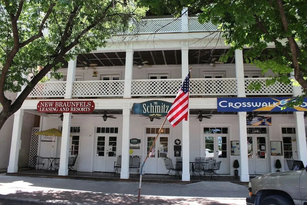 Schmitz Bed & Breakfast