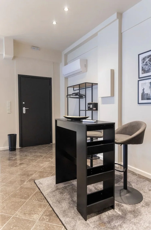 Trikala mall suites