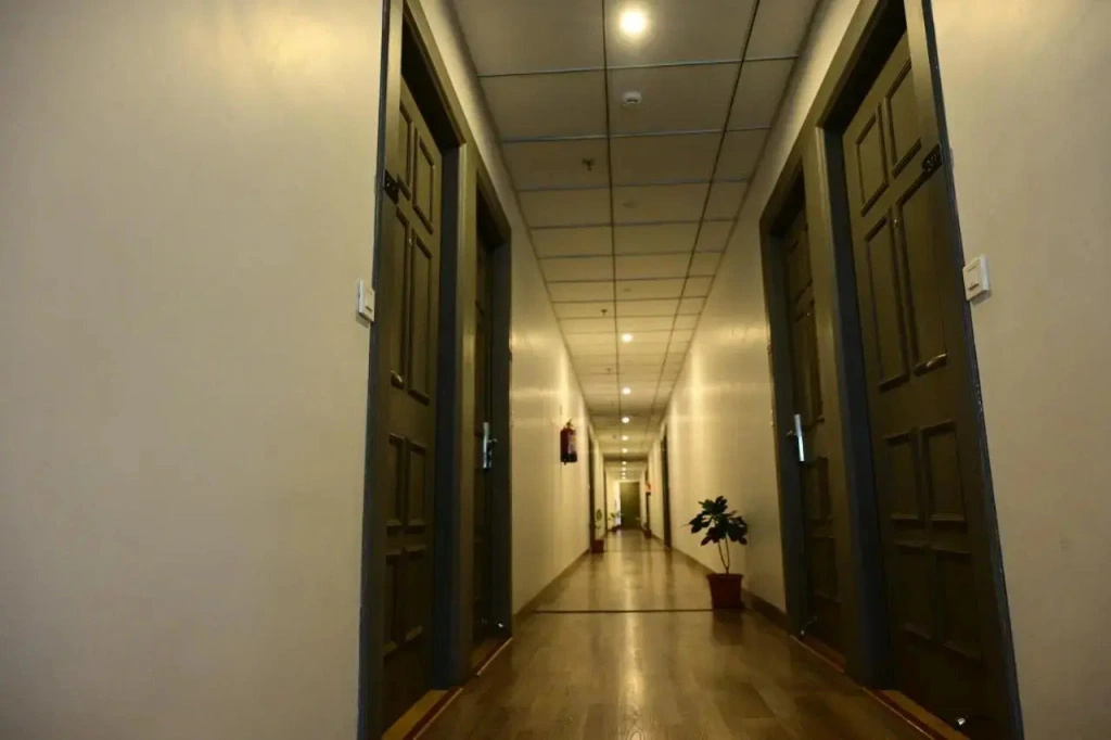 SM Hives Business Hotel