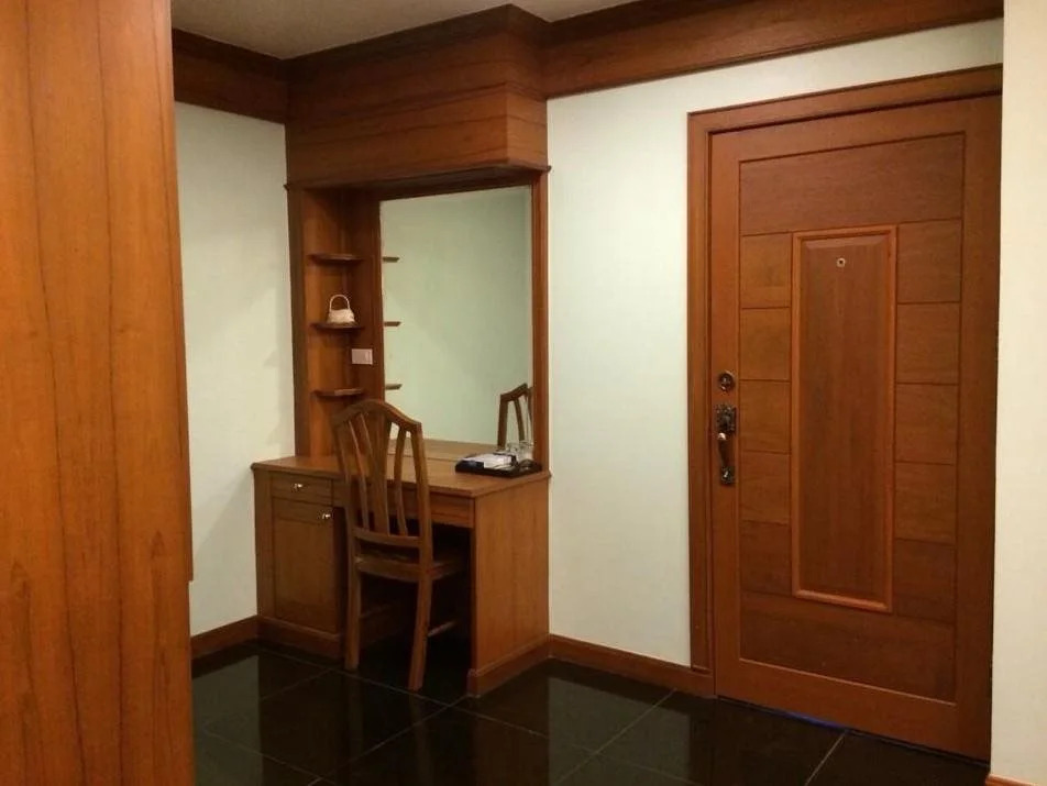 K.D.M. Residence