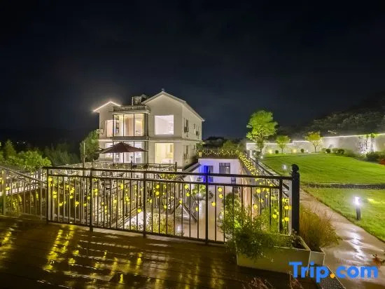 Zizi Guanlan Home stay (the Taihu Lake Xishan Island Store)