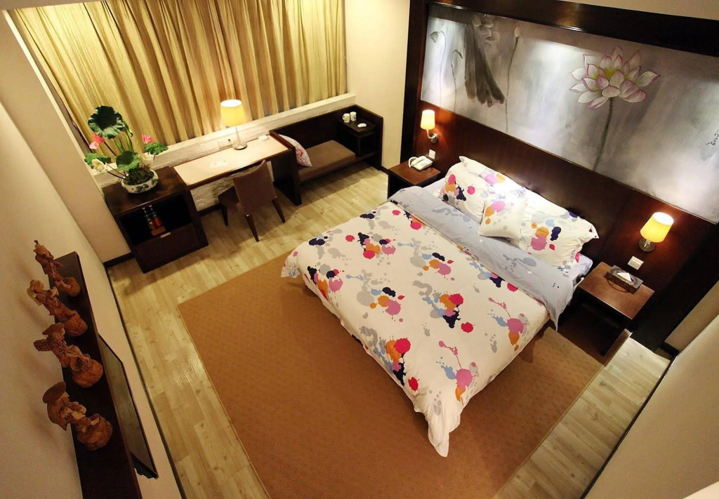 K-hotel