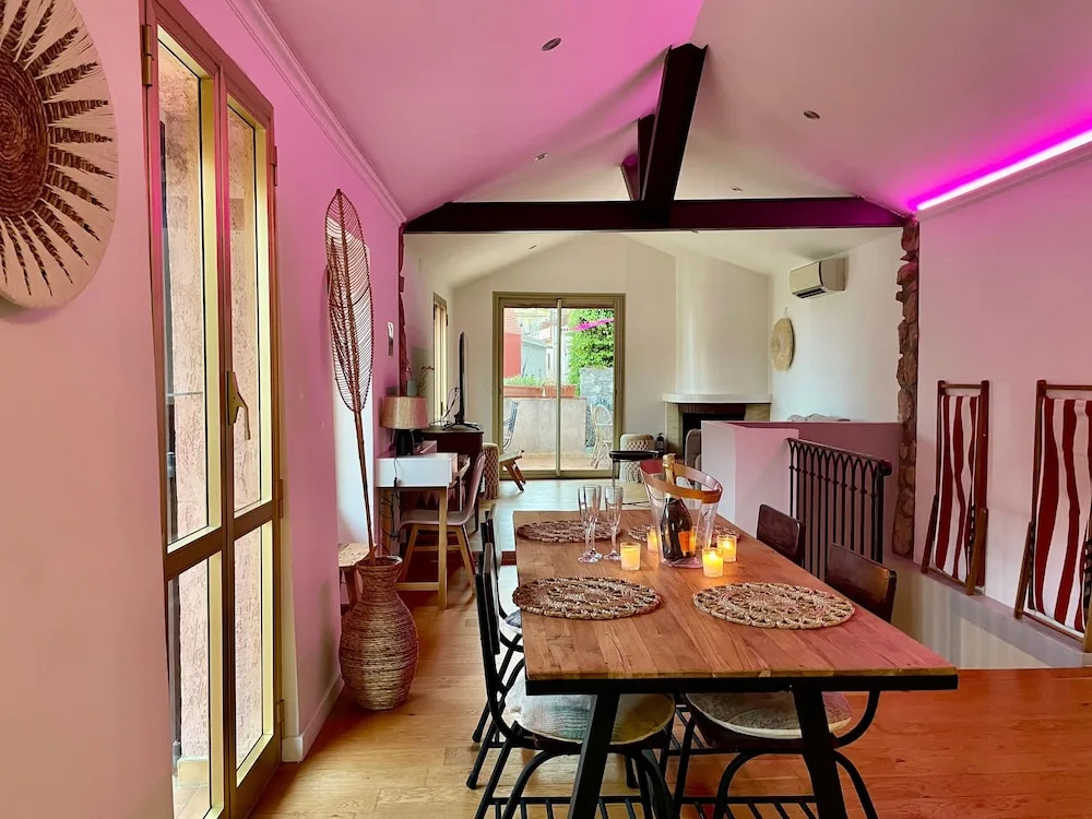 Renovated house in the center of Beausoleil