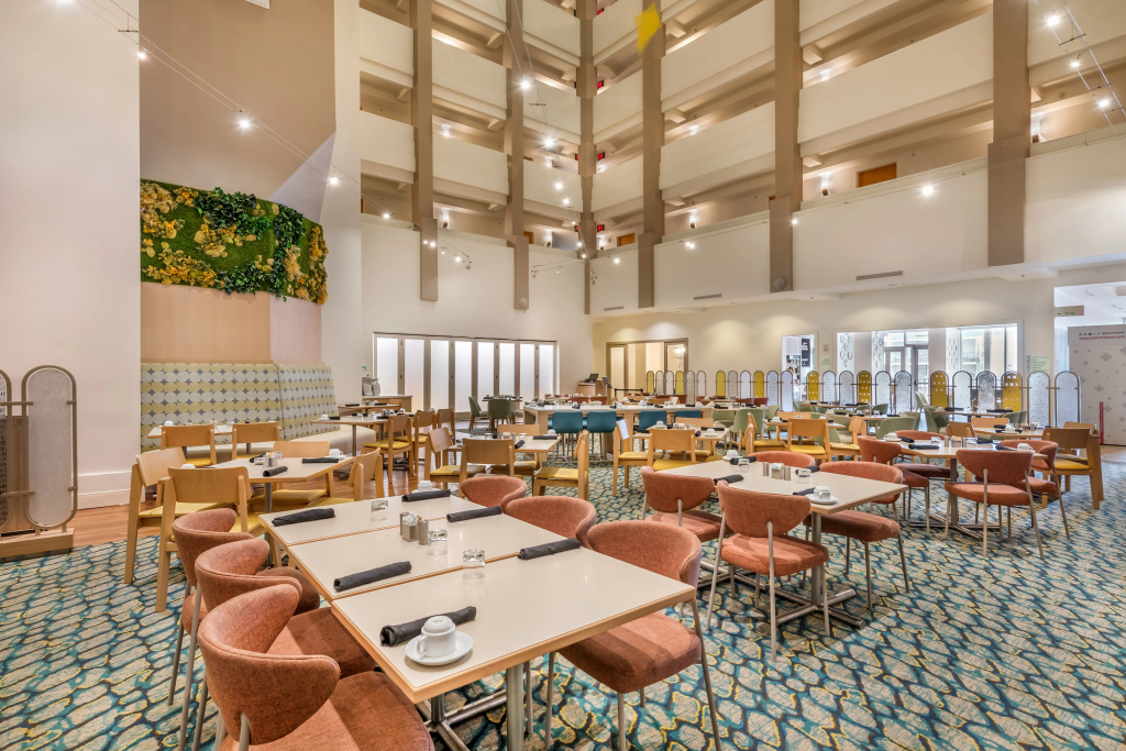 Holiday Inn Orlando   Disney Springs® Area by IHG
