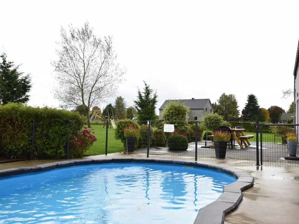 Luxurious Villa in Wibrin Ardennes with Pool