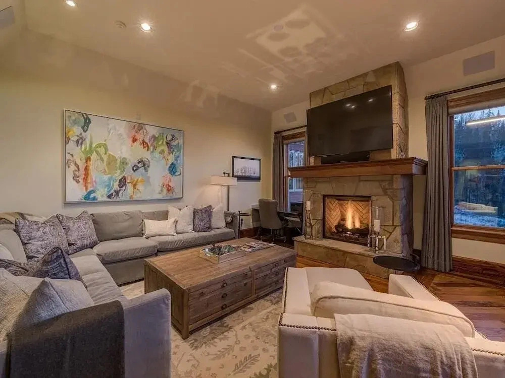 Lorian No 11 Condo