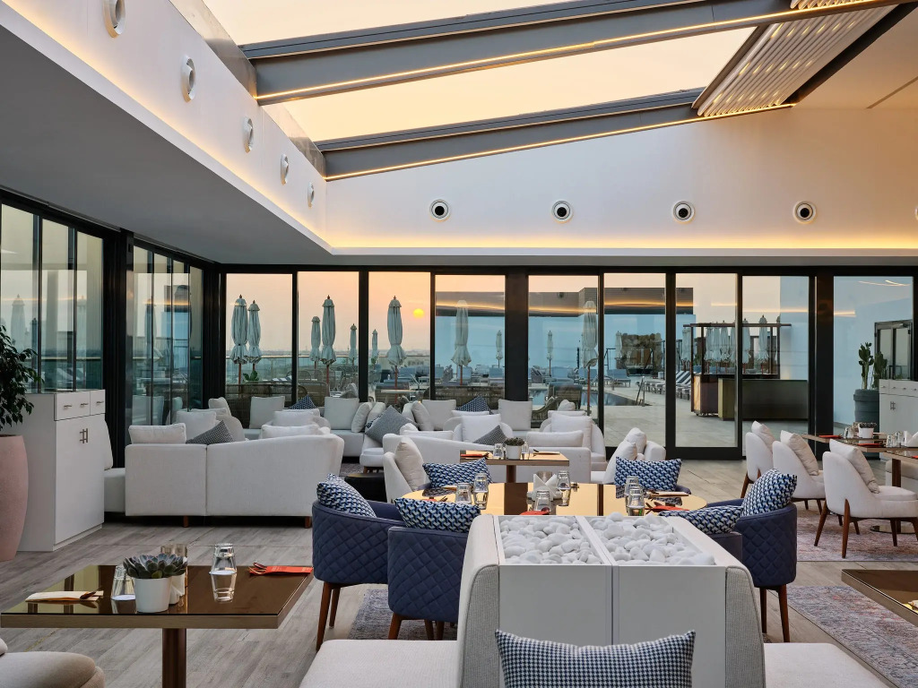 Arabella Beach Hotel Kuwait, Vignette Collection by IHG