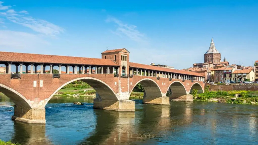 Casa Teo Pavia città