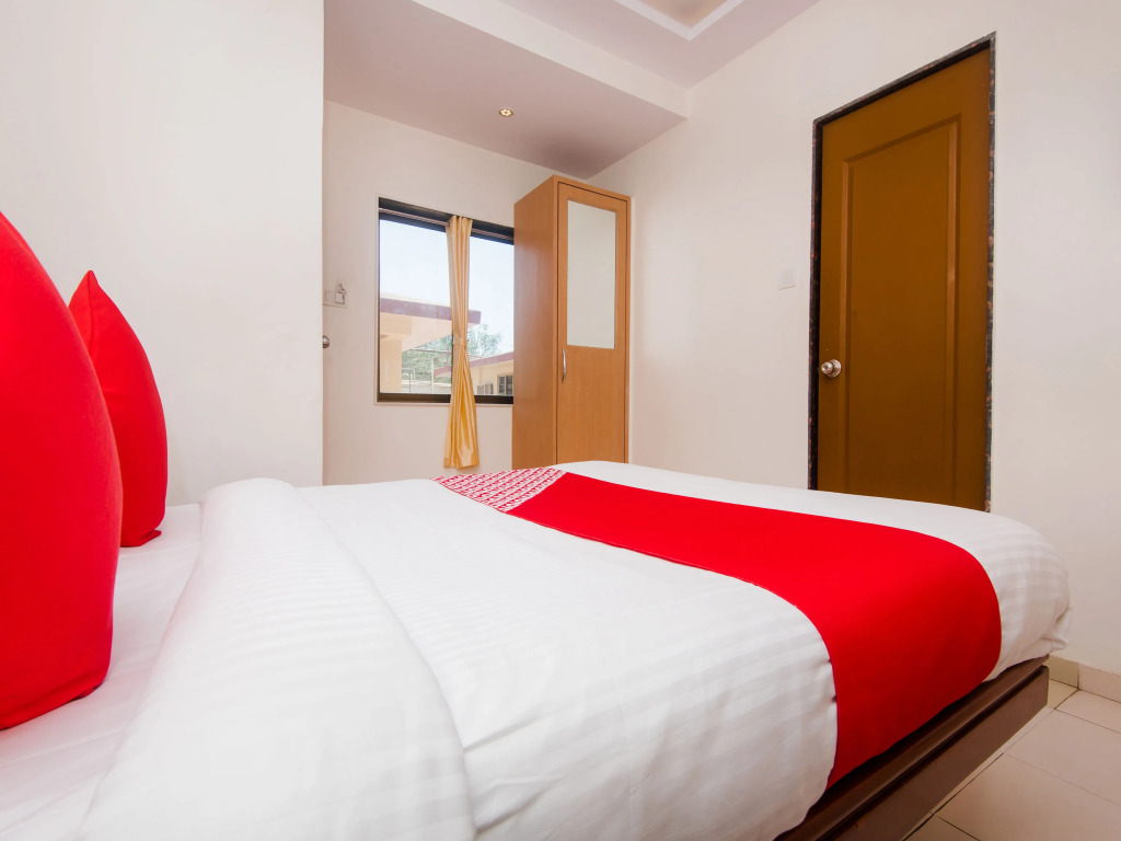 Nest Inn By OYO Rooms