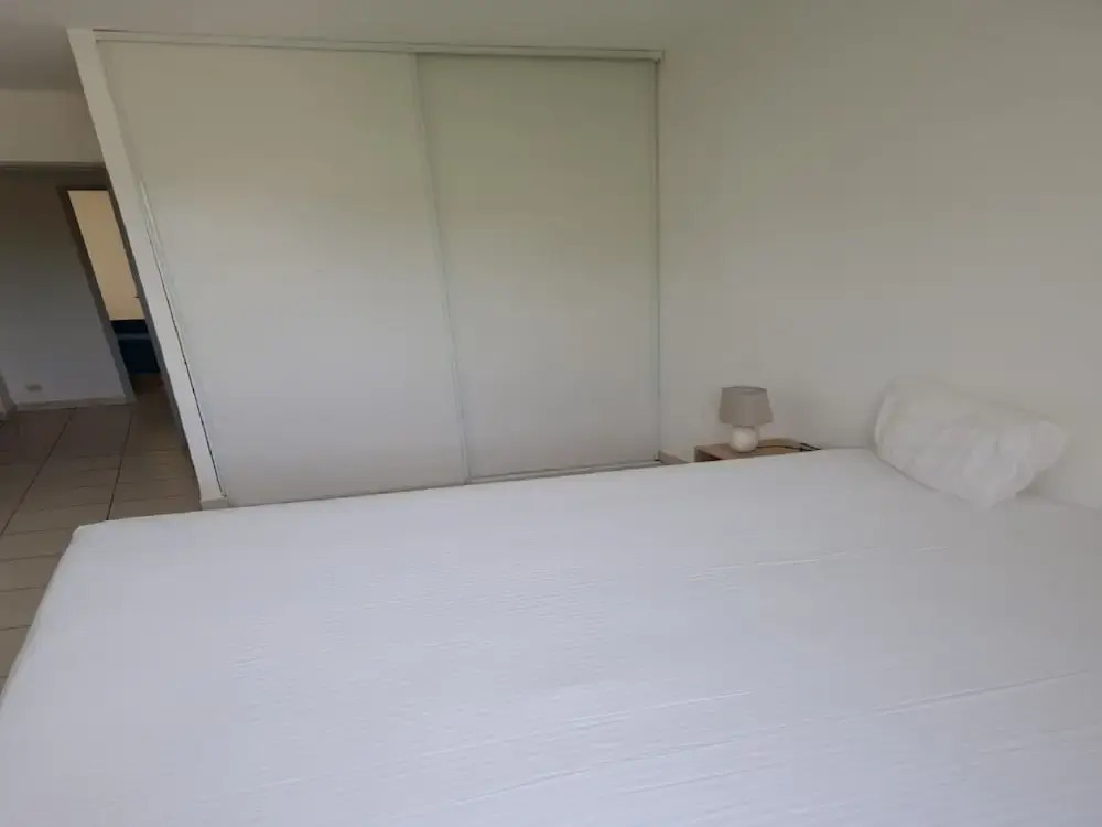 Beautiful Holiday Apartment in Uzes With Balcony