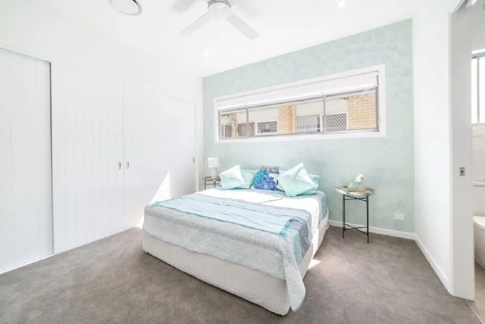 Gold Coast Private Villas - Waterfront Villas