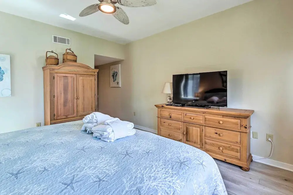 Palmetto Dunes Villa w/ Views: Steps to Beach