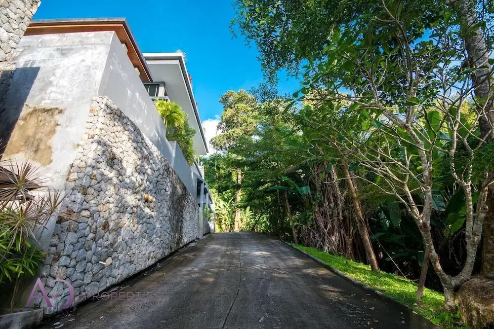State Of The Art 4 Bedrooms Sea View Pool Villa by Bristol