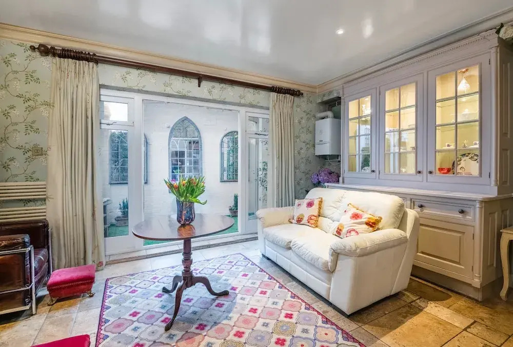 Classic Westminster Home near to Buckingham Palace
