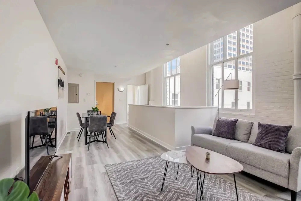 TWO CozySuites Apt w Skybridge Access 4