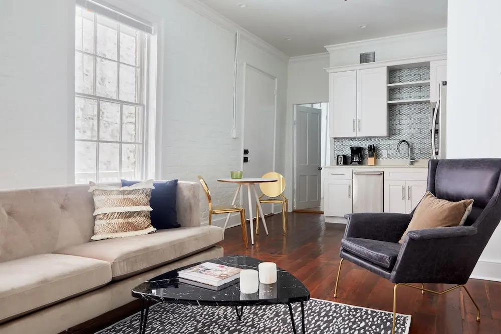 Sunny Arts/warehouse District Suites by Sonder