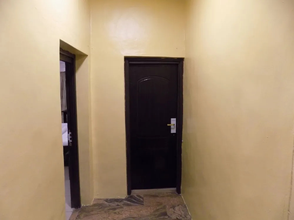 Posh Apartments Hotel Opebi