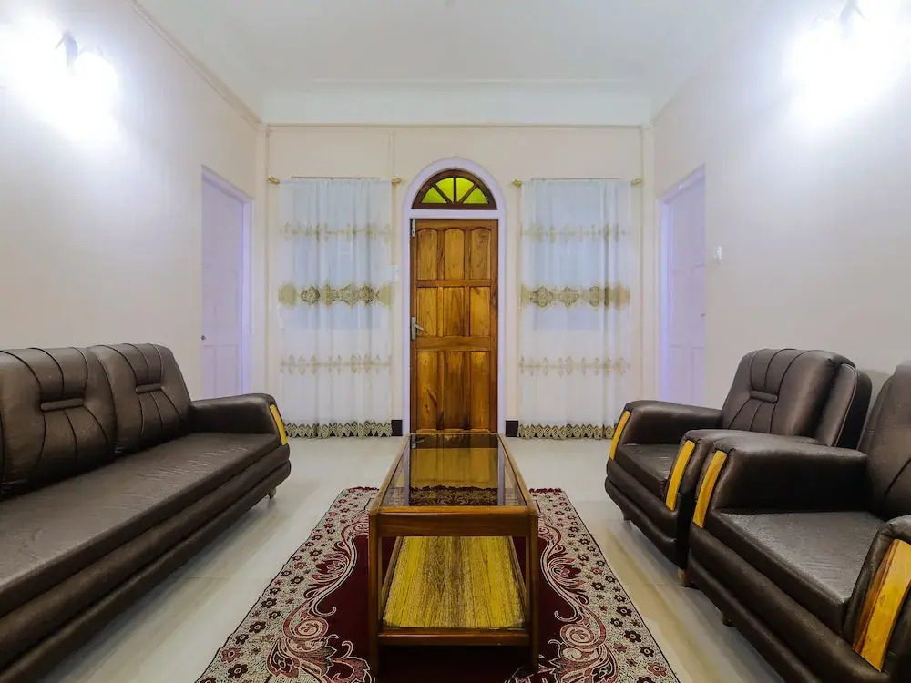 Oyo 22570 Amenity Guest House