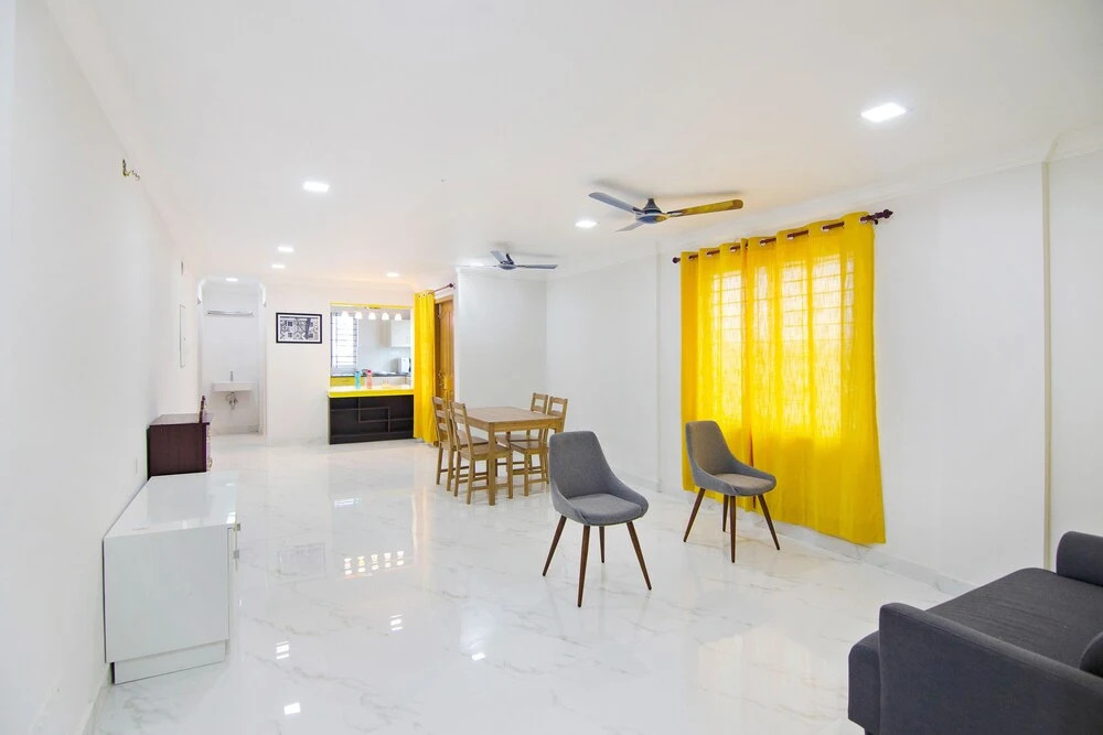 OYO Home 30336 Exquisite Stay Near International Airport