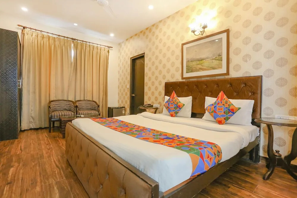 FabHotel Pulse Impulse