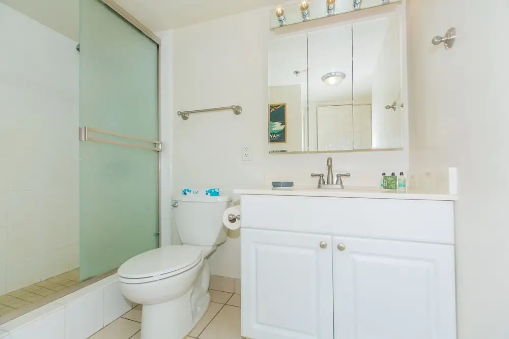 Two Bedroom Condo Overlooking Ala Wai Boat Harbor by RedAwning