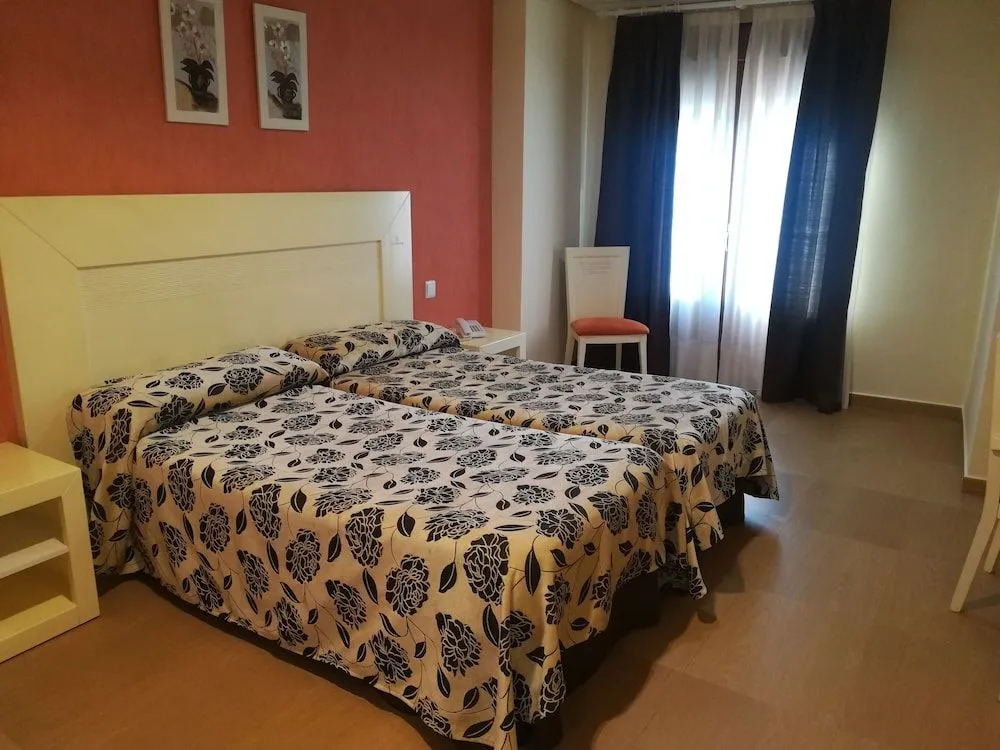 Hostal Jijones