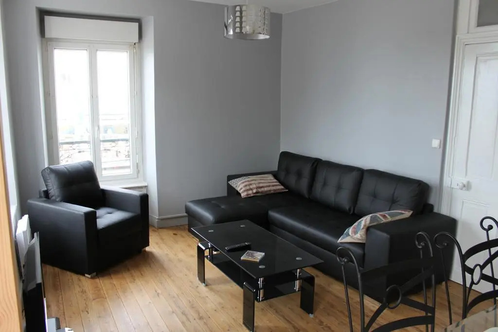 Appartement 3 Pièces Bord de mer Place du 6 Juin