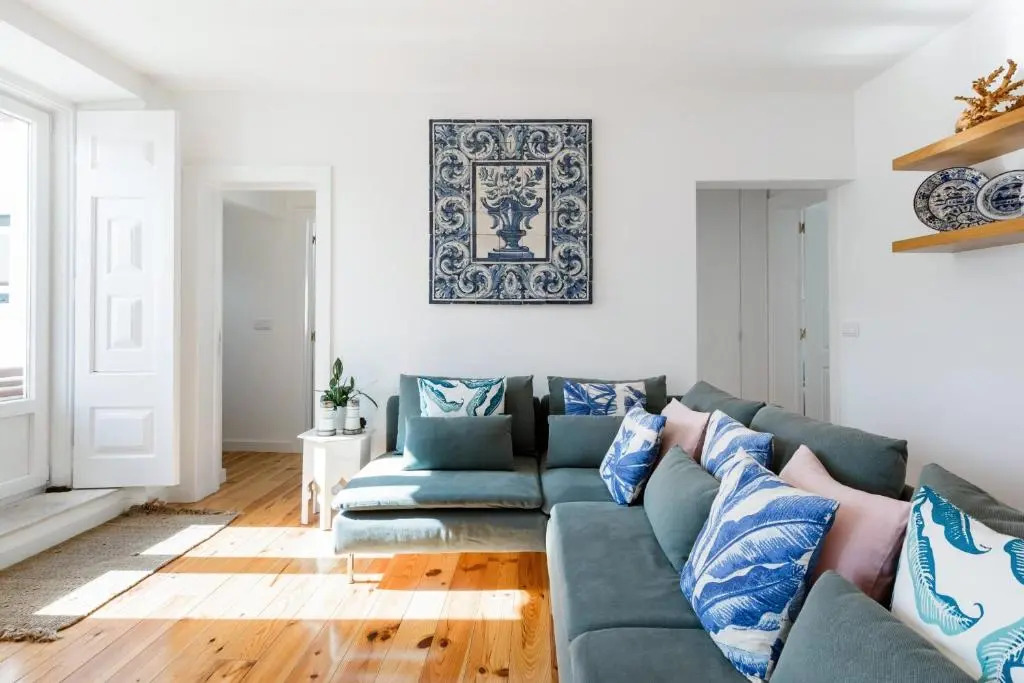 Alfama Terrace Best River and Historic City View Spacious and Charming Ground Floor 18th Century Building