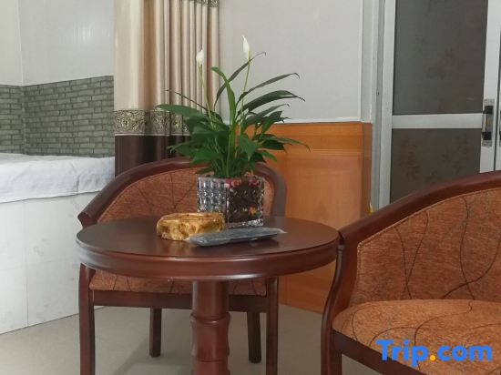 Yan'an Xinyuan Cave Homestay