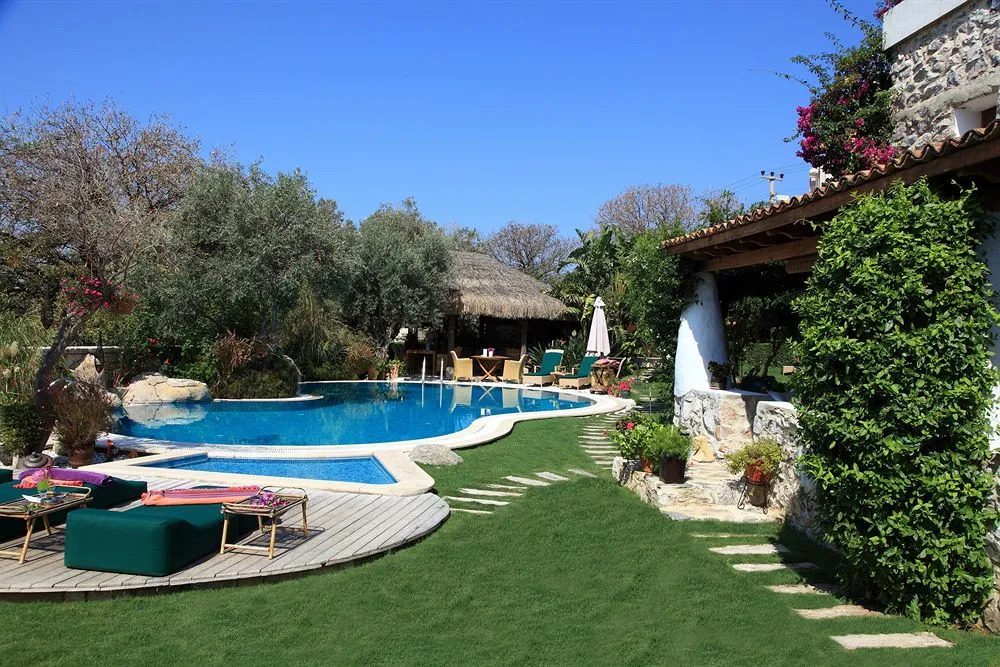Sandima 37 Suites Hotel