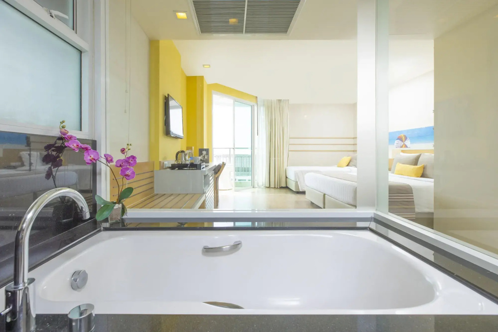 Отель Pattaya Sea View Hotel