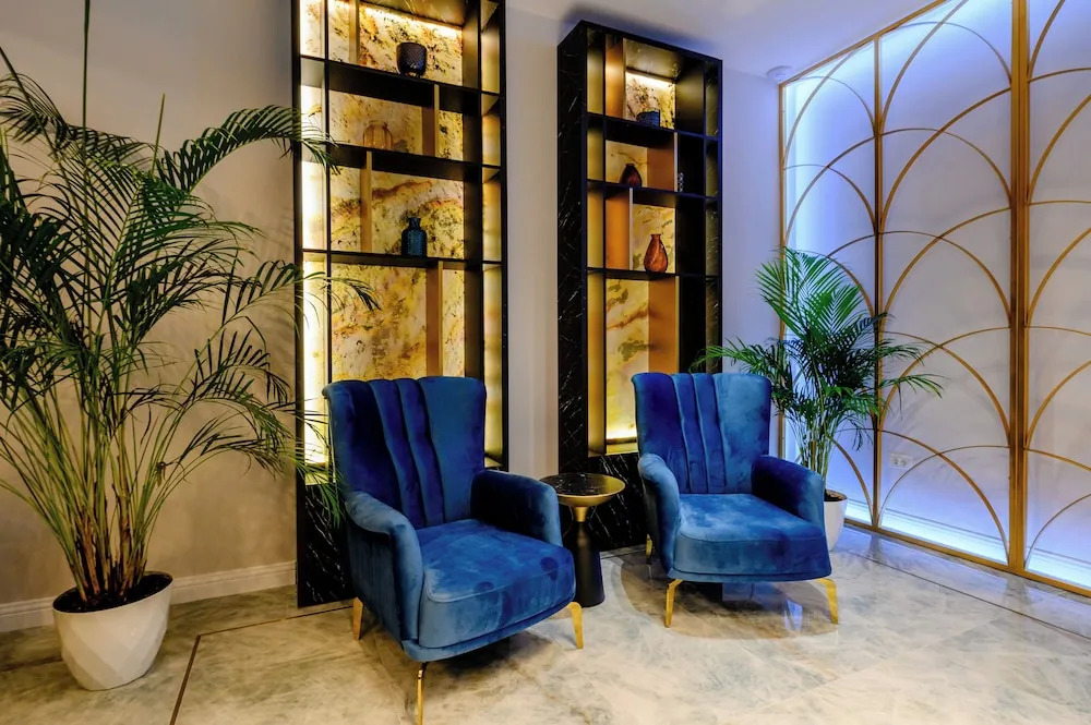 Elitte Inn & Suites