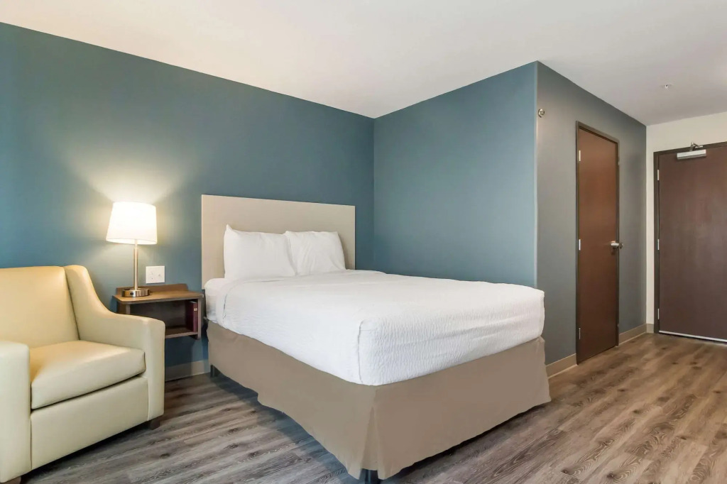 WoodSpring Suites Lake Jackson