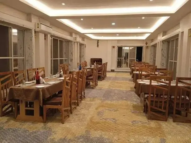La Nicholas Lake View by Summit Hotels