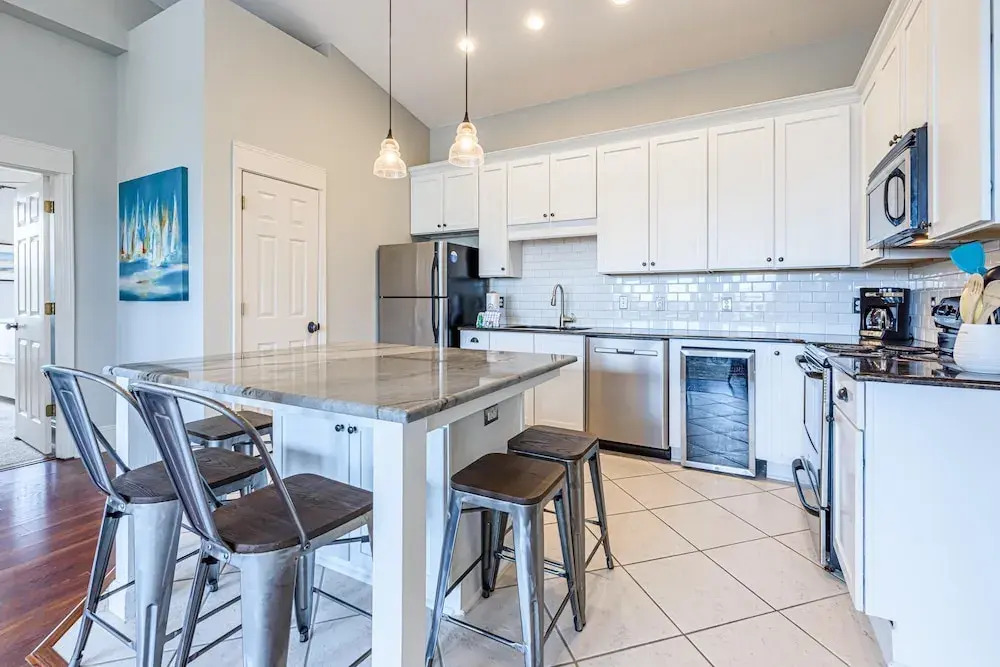 Topsail Village 824