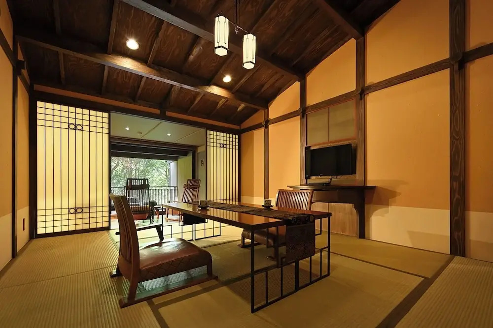 Tonosawa Onsen Yamano Chaya Ryokan